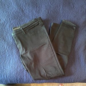 Universal Thread Black Jegging